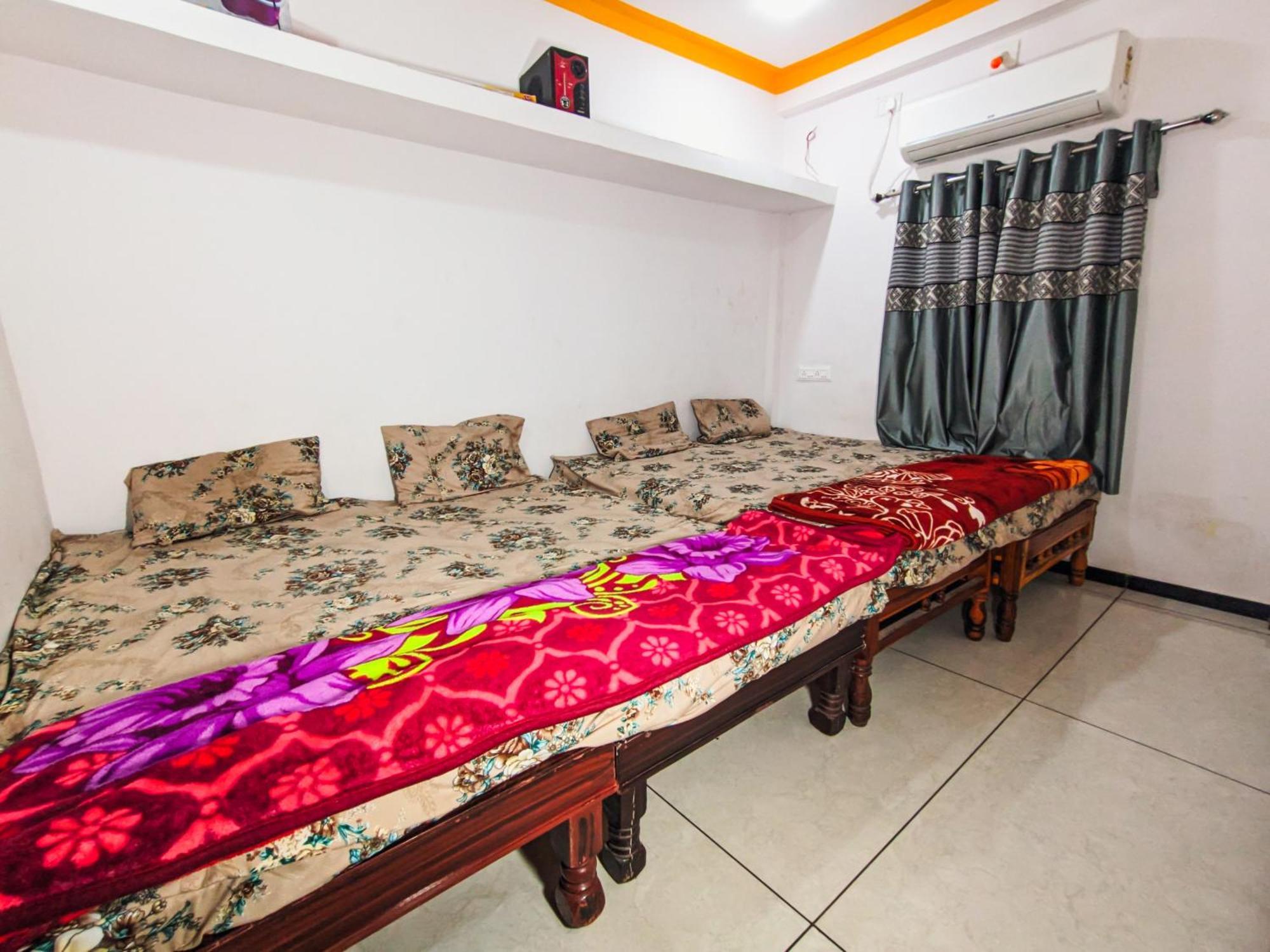 Bhavya Homestay Garudeshwar Ngoại thất bức ảnh